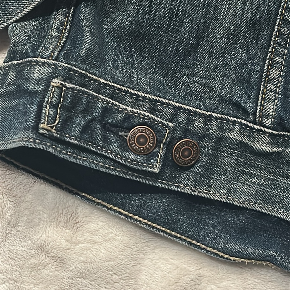 Levi's Blue Denim Jacket - Picture 5 of 9